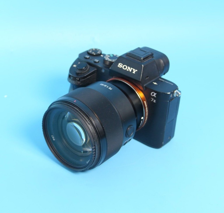 Купить Sony A7 II (Alpha 7 II) + Sony FE 85mm F1.8 | Пробіг 11513 кадрів. Б/У