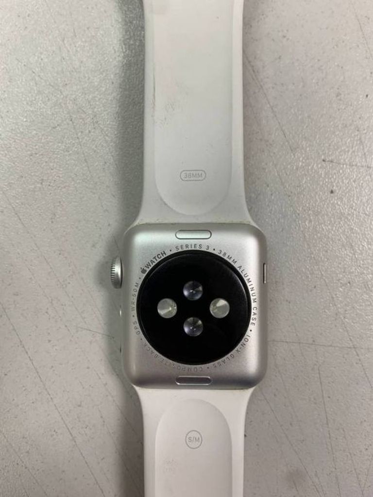 Apple watch series 3 38mm aluminum case