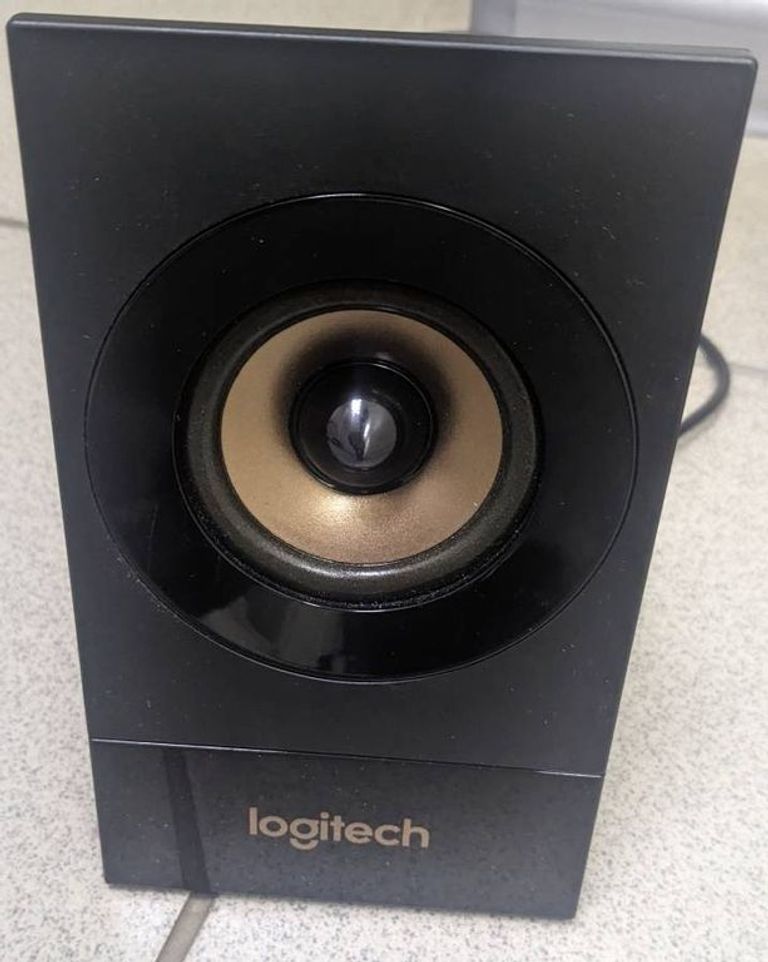 Logitech z-533