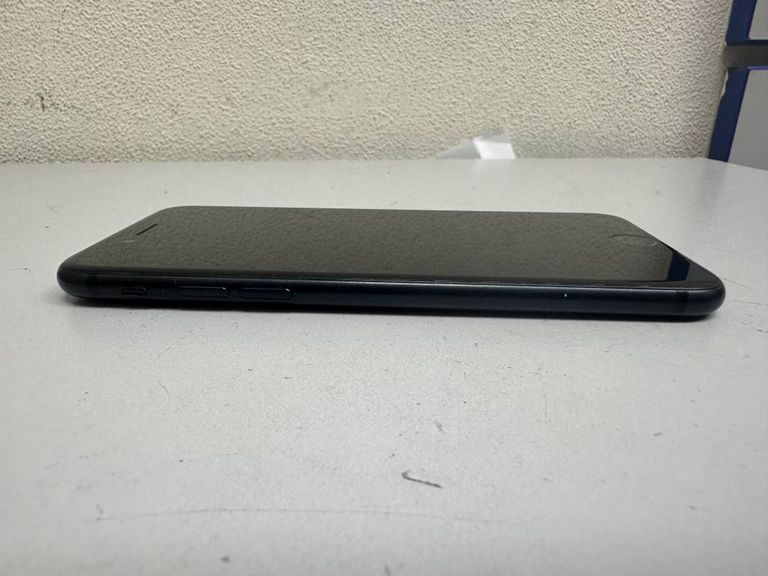 Apple iphone 7 32gb Код:01-200101603. Зображення 7