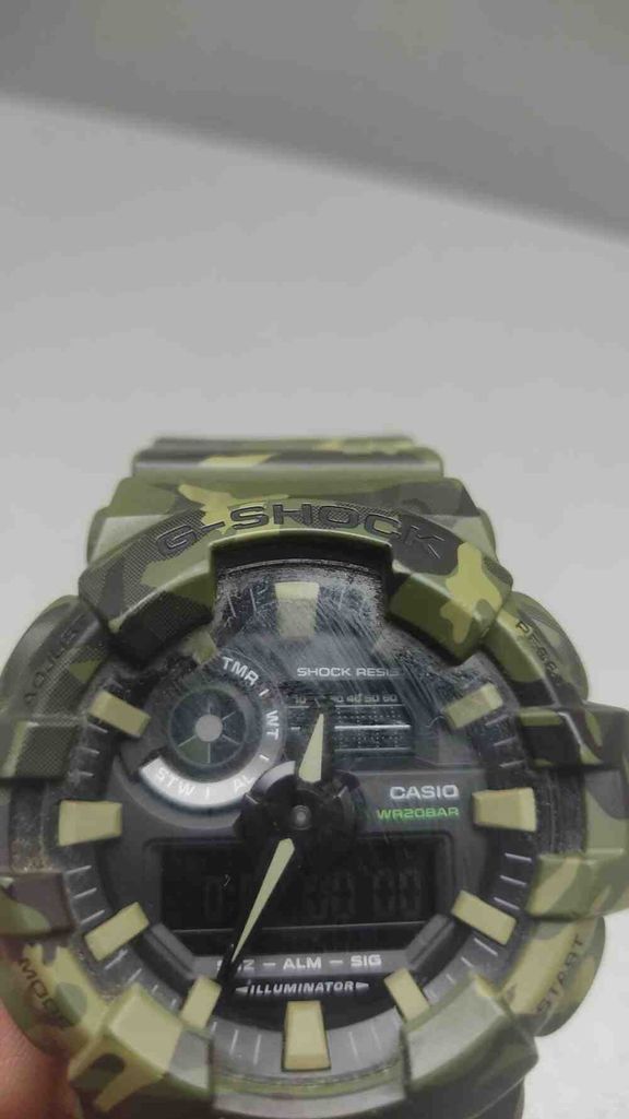 Casio G-Shock GA-700SE-1A2ER