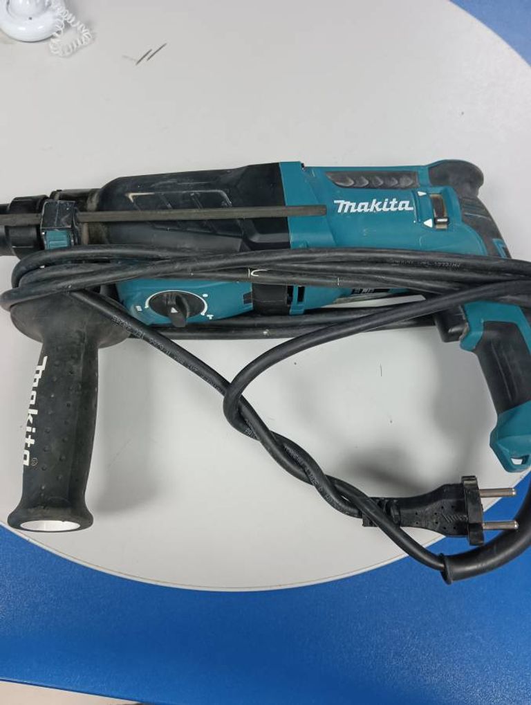 Makita HR2630