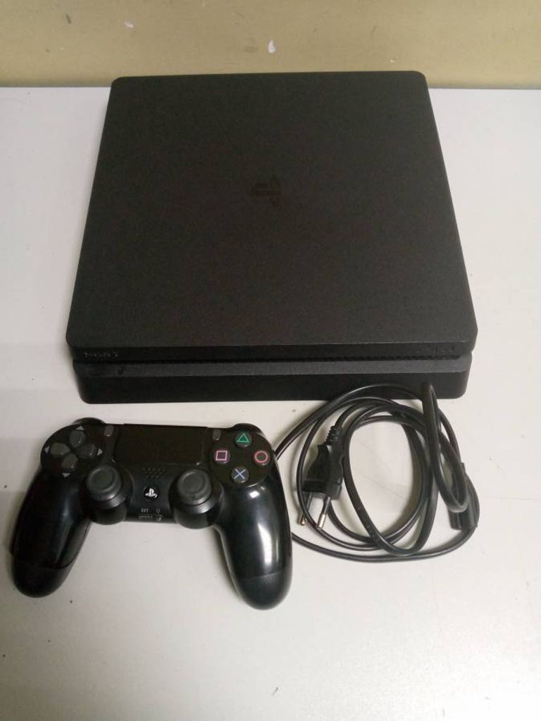 Sony playstation 4 slim 1tb