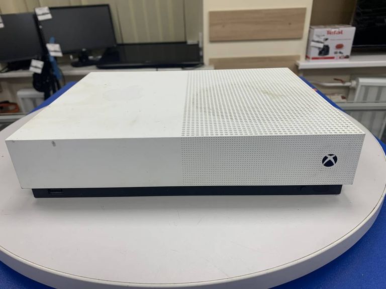 Microsoft Xbox One S 1TB