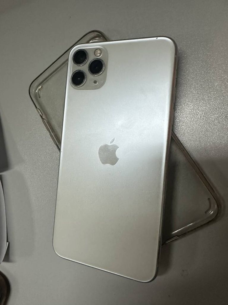 Оголошення Apple iphone 11 pro max 64gb Б/У