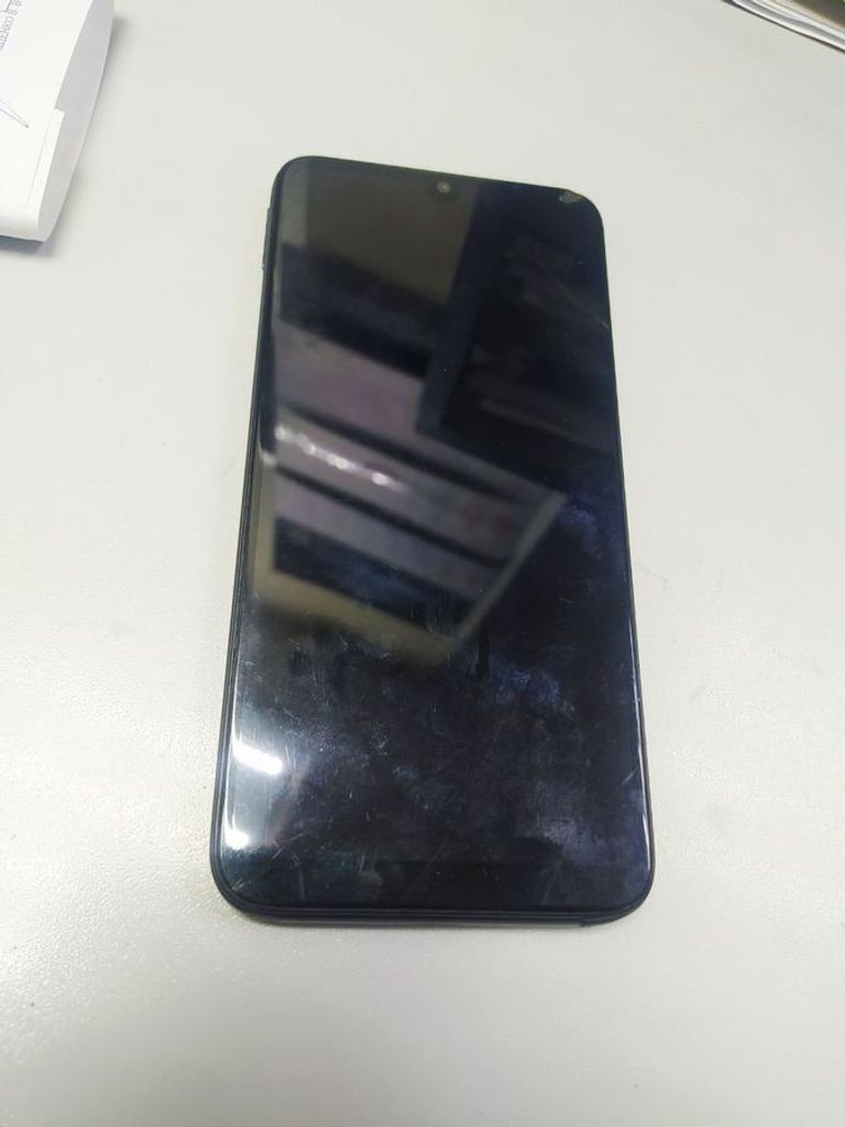 Купити Xiaomi Redmi 7 2/16GB Blue Б/У