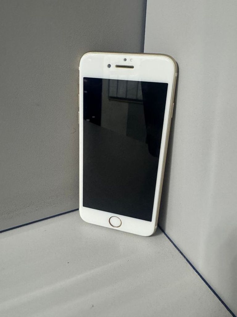 Apple iphone 7 32gb Код:01-200510579. Зображення 5