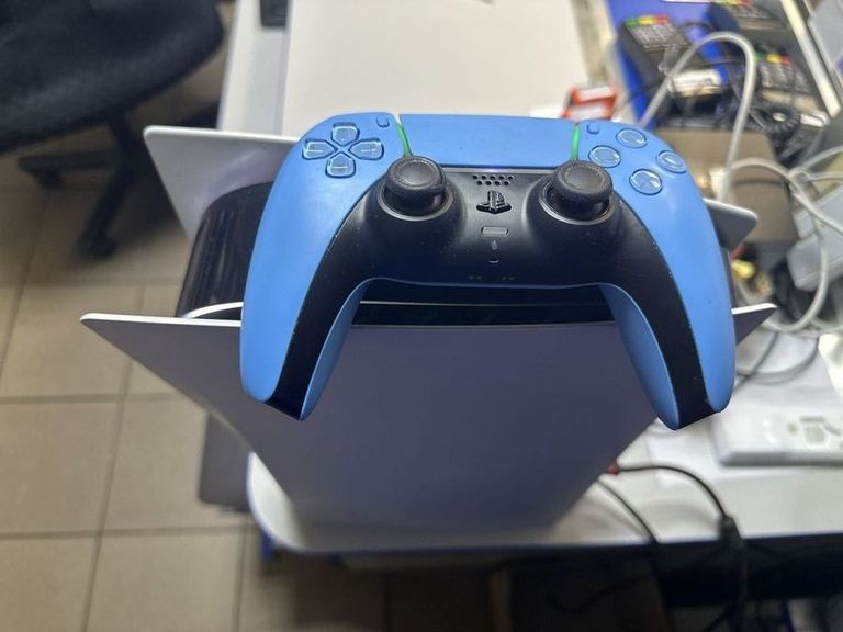 Купить Sony PlayStation 5 825GB Б/У