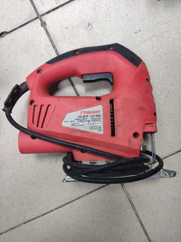 Купить Гранит ле-920 Б/У