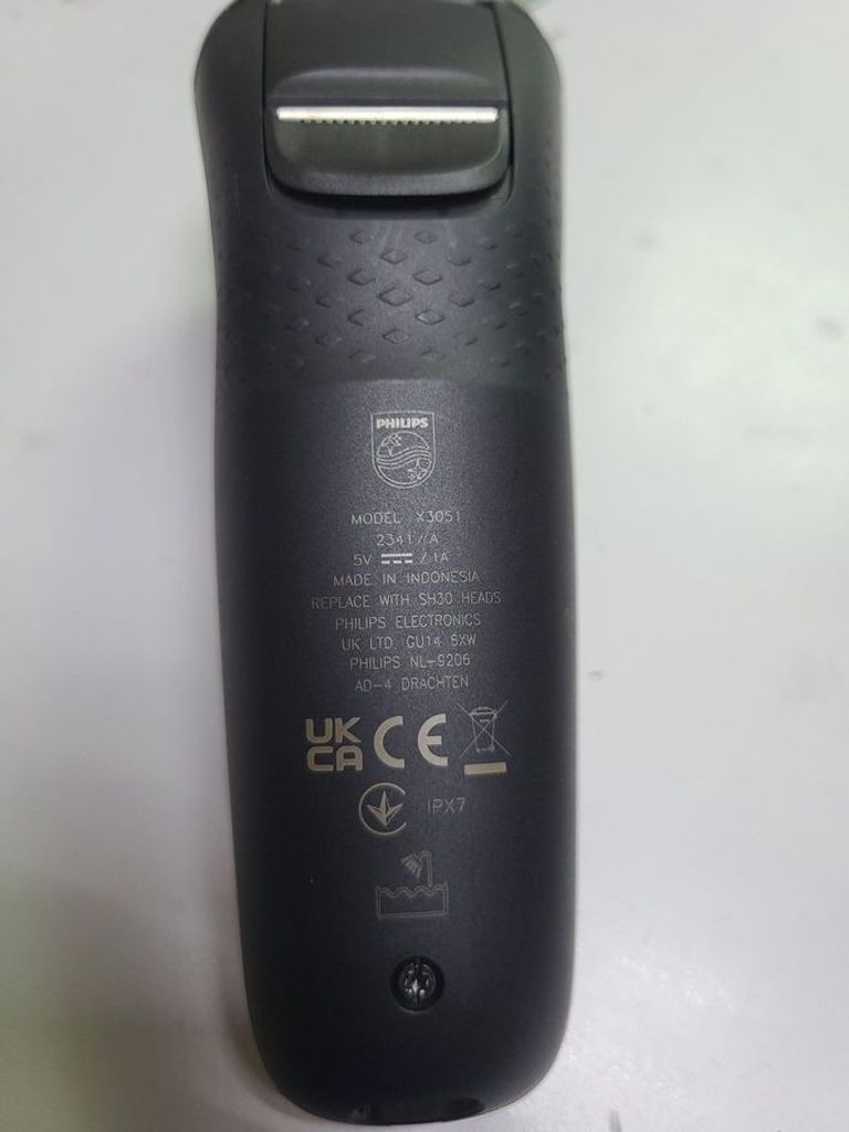 Дешево Philips Shaver Series 3000X X3051/00 з ломбарду