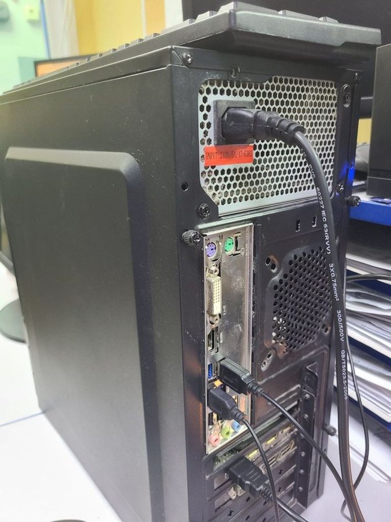 Дешиво Пк amd ryzen 3 1200/ram 8 gb/hdd 1000 gb/ssd відсутній/nvidia gtx 1050 ti (geforce) 4gb gddr5 128bit с ломбарда