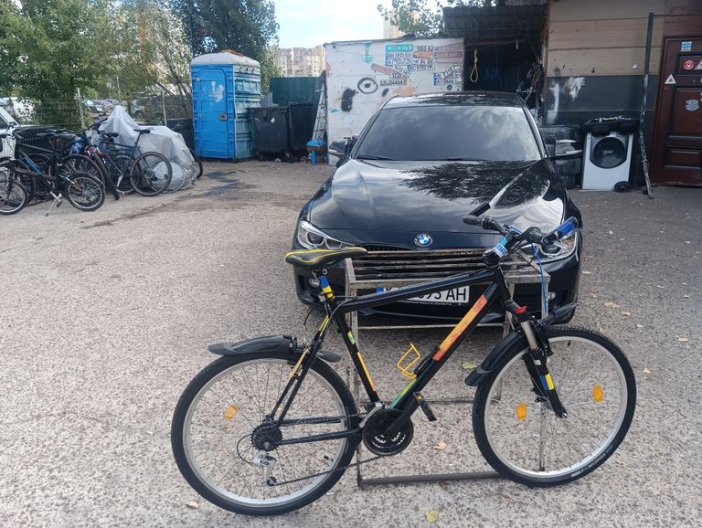 Купить Бергамот,стальная рама покупался в техноскарбе на борщаге,есть чек,с него осталась только рама а так почти все новое ставилось Б/У