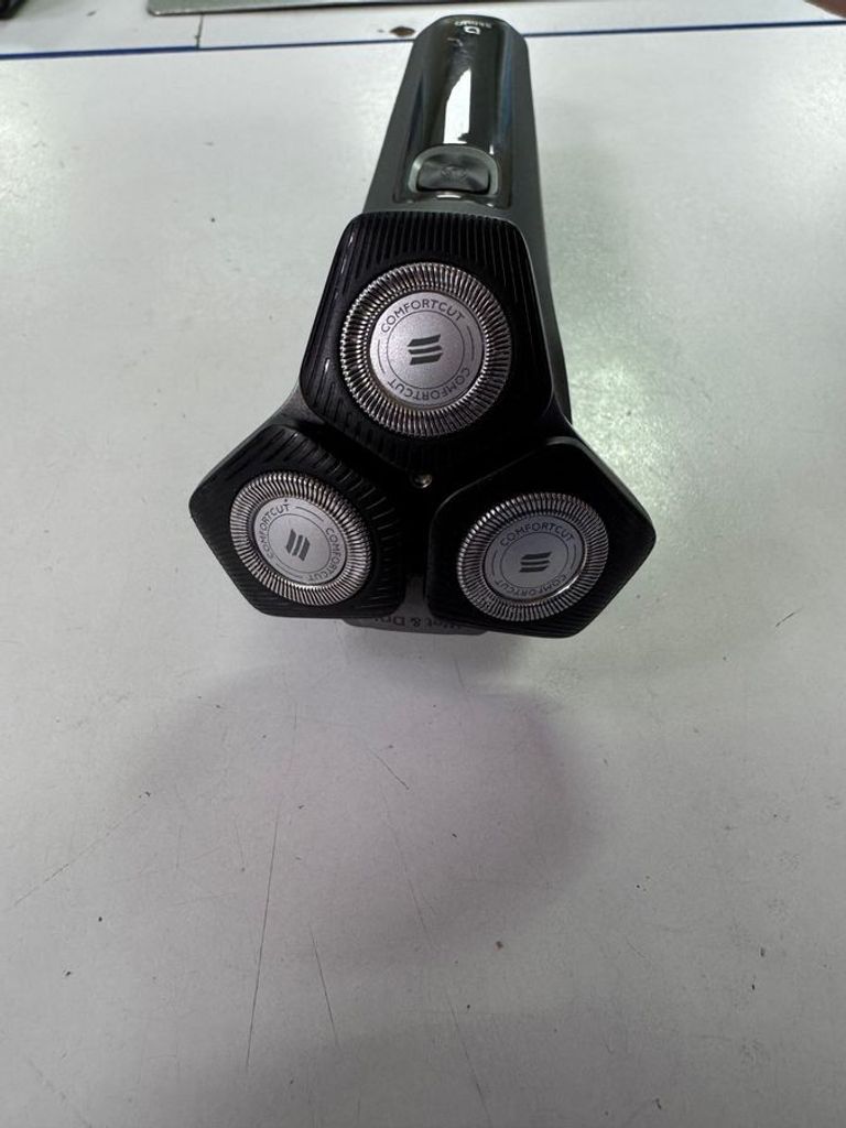 Оголошення Philips Shaver series 5000 S5587/10 Б/У