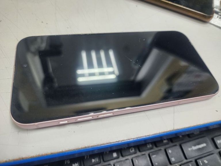 Apple iPhone 15 Plus 128GB Black Код:01-200766031. Зображення 7