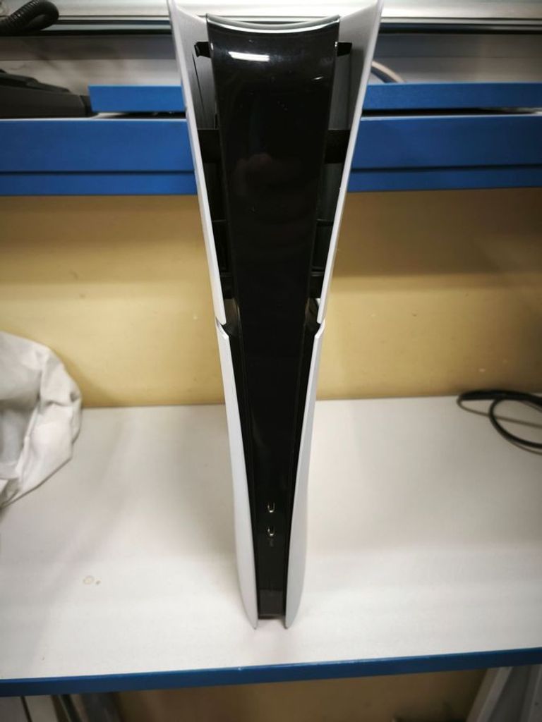 Дешево Sony PlayStation 5 Slim Digital Edition 1TB з ломбарду