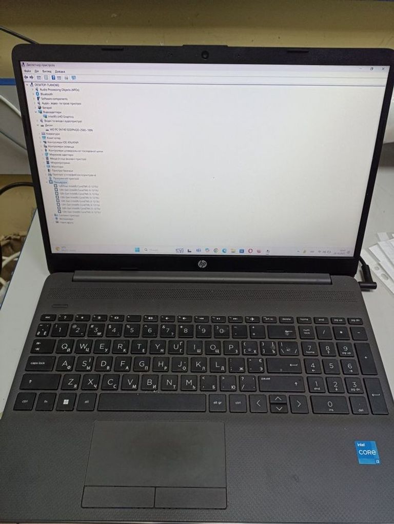Купити Hp 16/core i3-1215u ddr5/8gb ddr4/hdd *відсутній/ssd 256 gb/*інтегрована Б/У