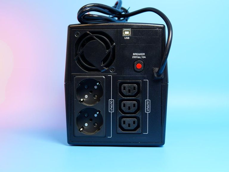 Atlantis Land OnePower 2001 2000VA Код:null. Зображення 5