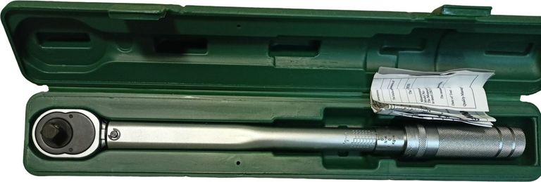 Оголошення Jonnesway t04150 1/2"dr 42-210нм Б/У