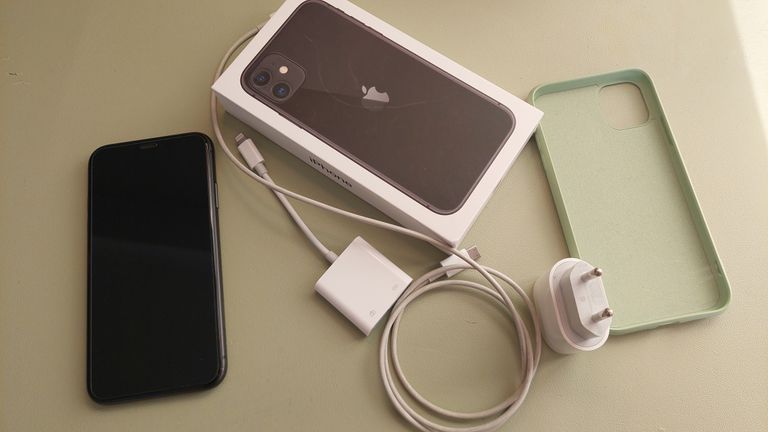 Apple iPhone 11 128GB Black (MWLE2) Код:null. Изображение 5