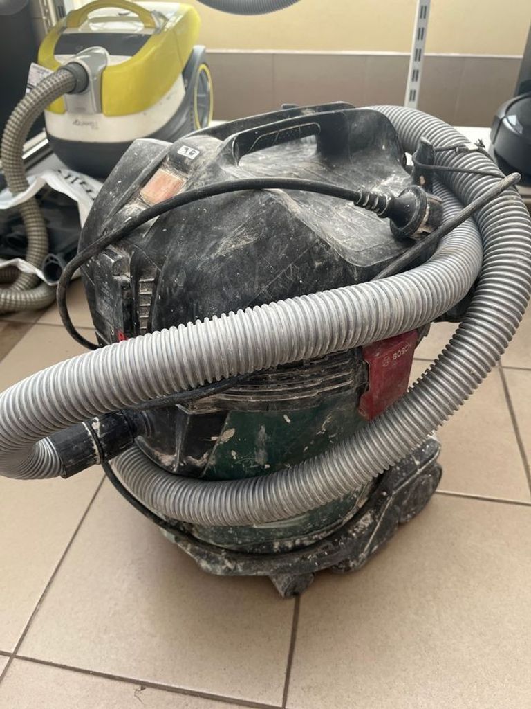 Распродажа Bosch advanced vac 20, продавец Техноскарб