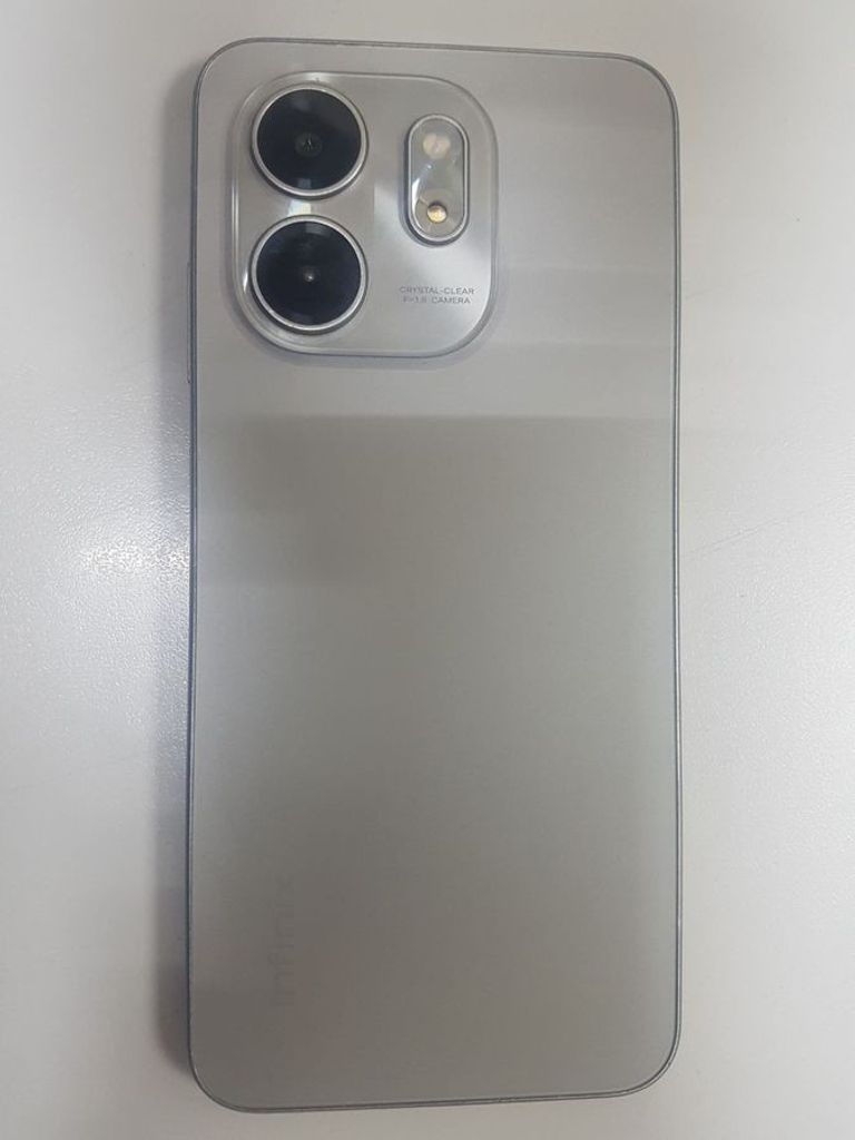 Оголошення Infinix Smart 9 4/128GB Metallic Black Б/У