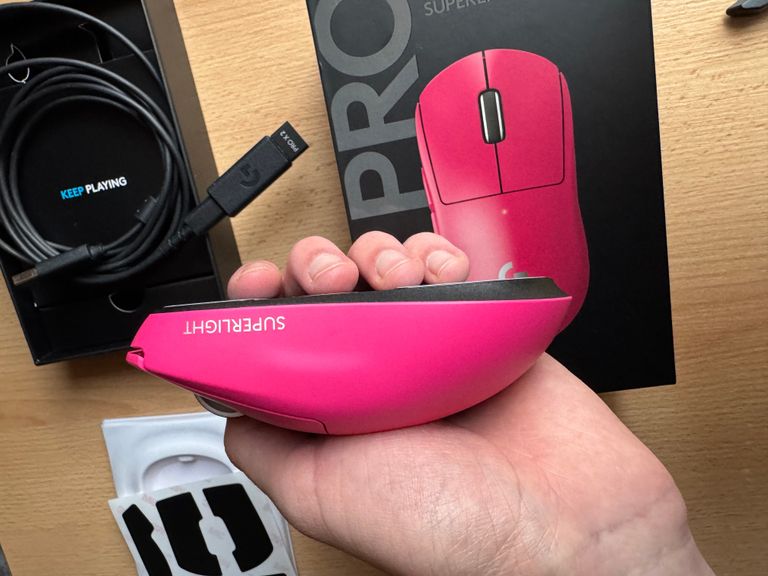 Logitech G Pro X Superlight 2 Lightspeed Wireless Magenta (910-006797) Код:null. Изображение 4