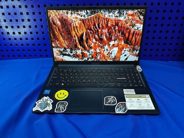 Дешиво Asus 15/core i3-1315u ddr5/16gb ddr5/hdd *відсутній/ssd 480 gb/*інтегрована с ломбарда