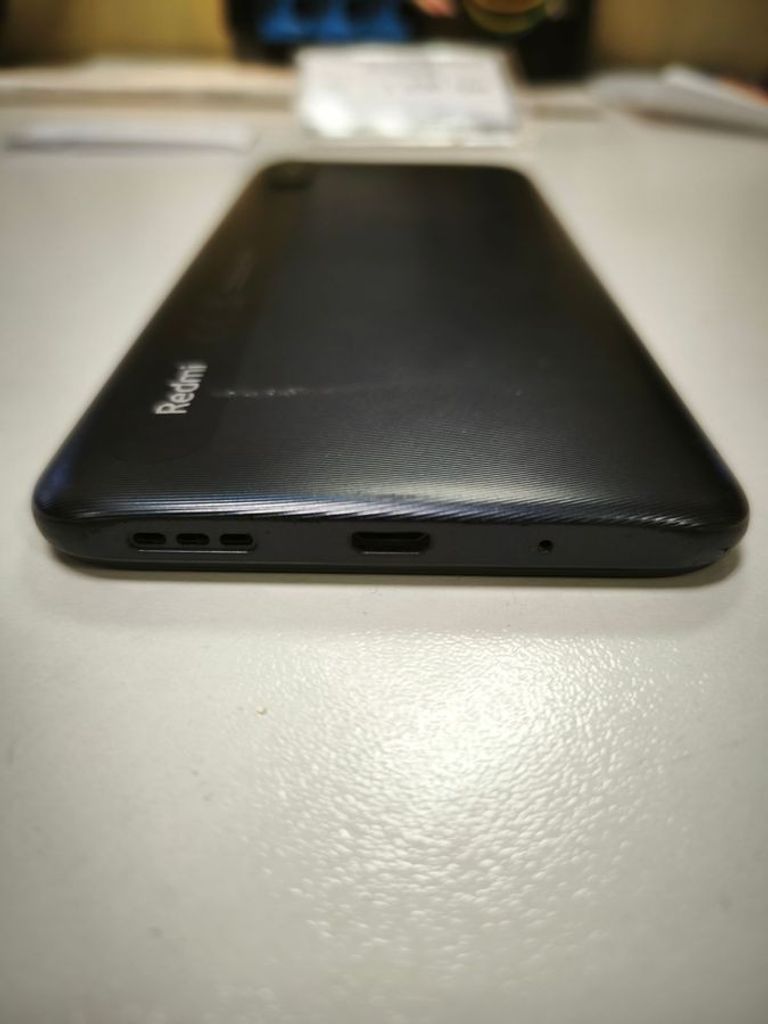 Розпродаж Xiaomi redmi 9a 2/32gb, продавець Техноскарб