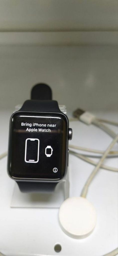 Купити Apple watch series 3 gps 42mm aluminium case a1859 Б/У