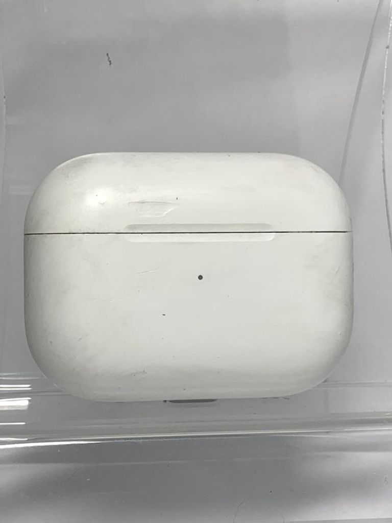 Купити Apple airpods pro 2nd generation with magsafe charging case usb-c Б/У