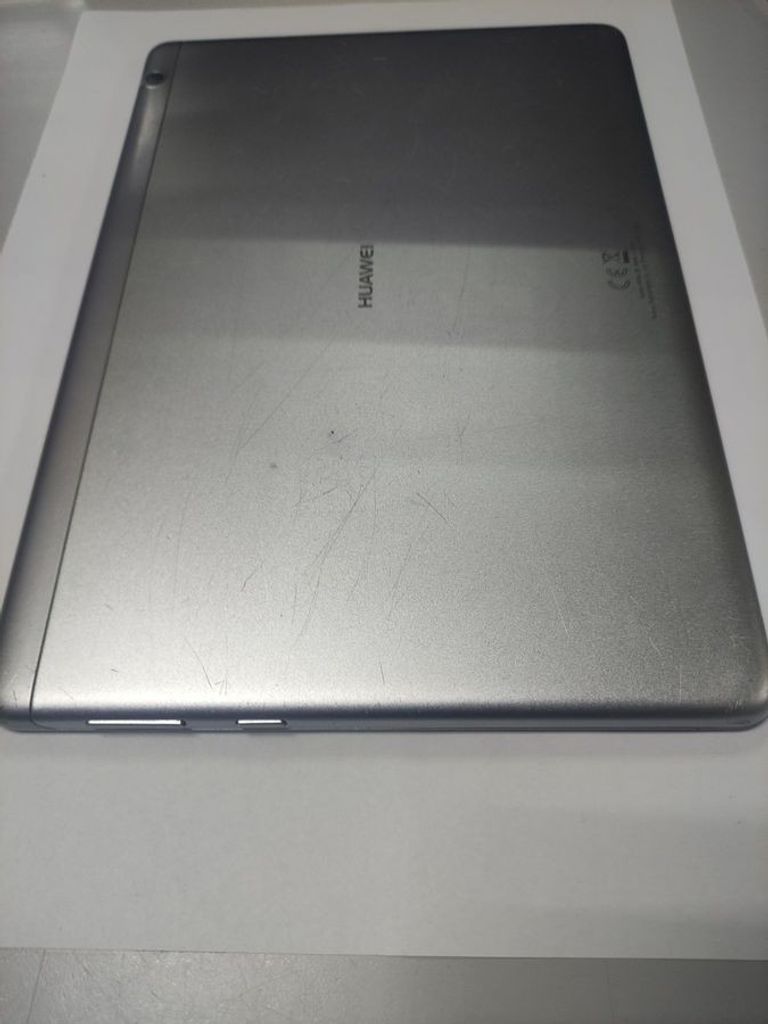 Дешиво Huawei mediapad t3 10 16gb 3g с ломбарда
