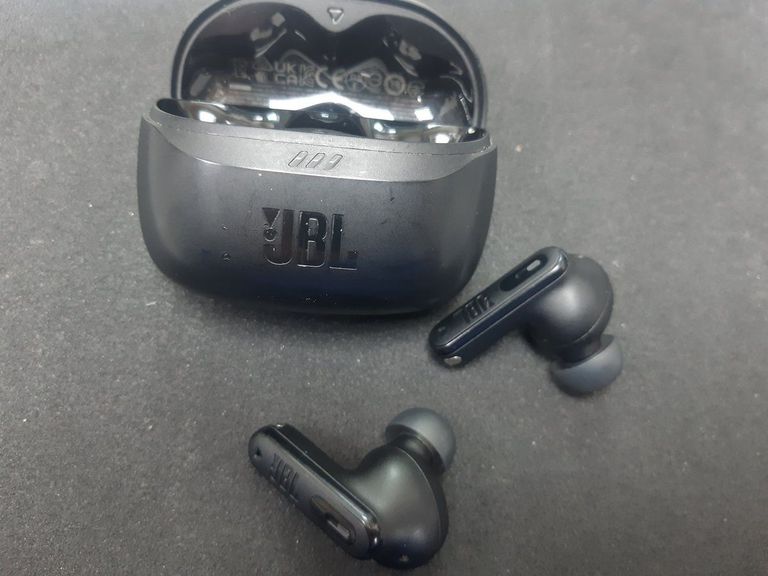 Купити Jbl tune beam 2 Б/У