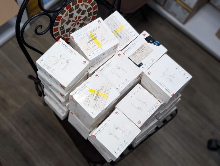 HUAWEI FreeBuds Lite (проблеми з синхронізацією, буває оди робить оди ні.) Код:null. Зображення 9