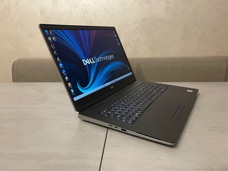 Дешево Dell Precision 7750, 17,3" з ломбарду