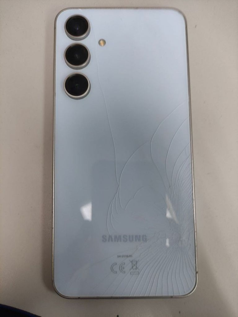 Купити Samsung galaxy s24 fe 8/256gb Б/У