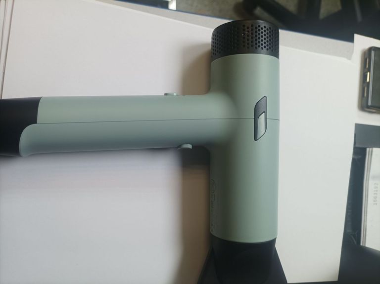 Дешиво Rowenta Tiny HY7120E0 с ломбарда