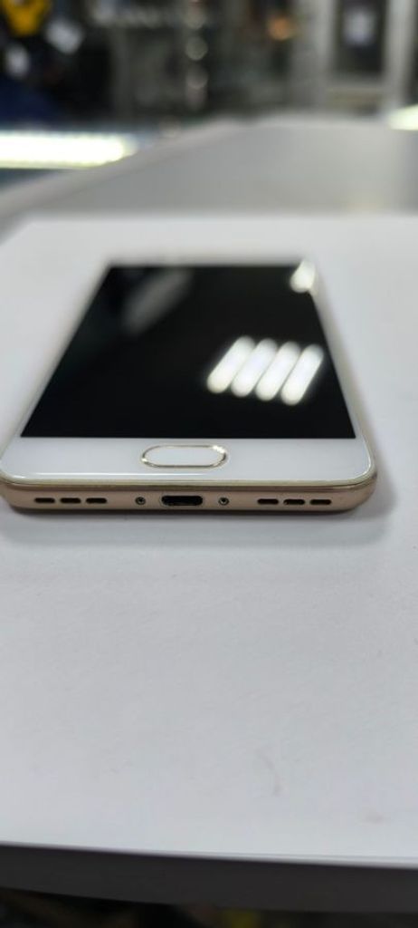 Оголошення Meizu m5s 16gb Б/У