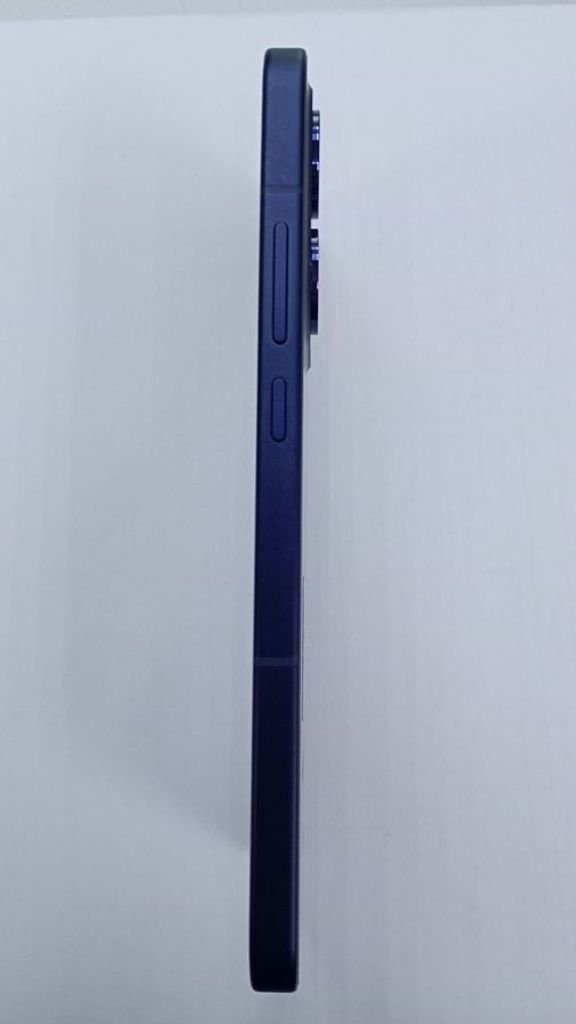 Розпродаж Oppo reno13 5g 12/256gb, продавець Техноскарб