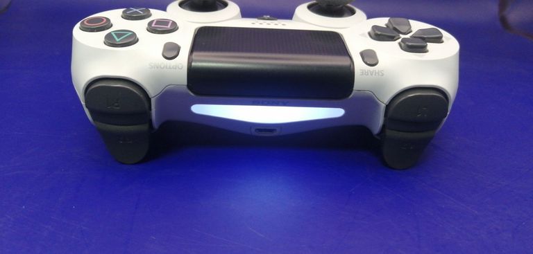 Дешево Sony dualshock 4 v2 з ломбарду