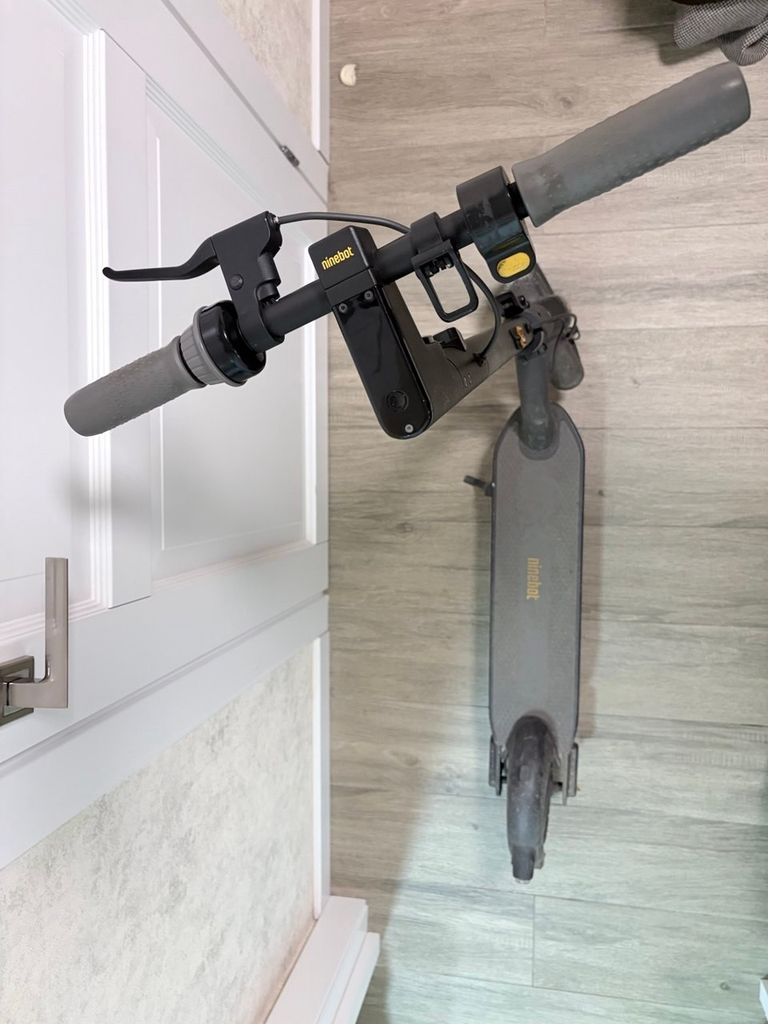 Дешево Ninebot SEGWAY MAX G30 II (AA.00.0010.32) з ломбарду