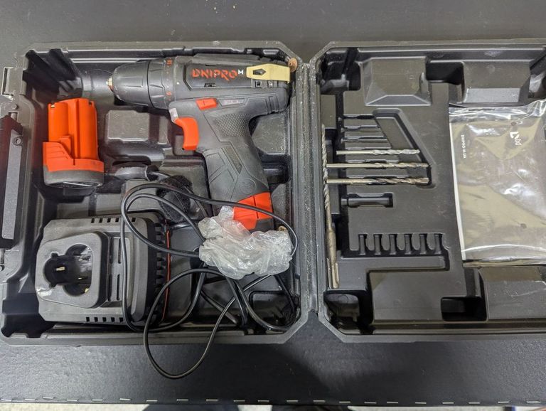 Дешево Dnipro-M cd-12cx compact з ломбарду