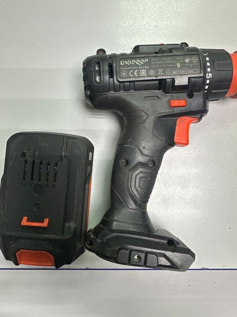 Дешево Dnipro-M cd-218q 1акб 2ah зп з ломбарду