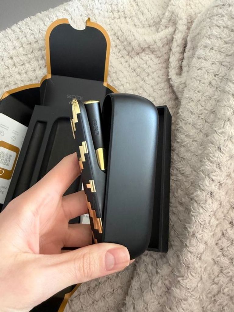 Оголошення Iqos iluma i x seletti Б/У