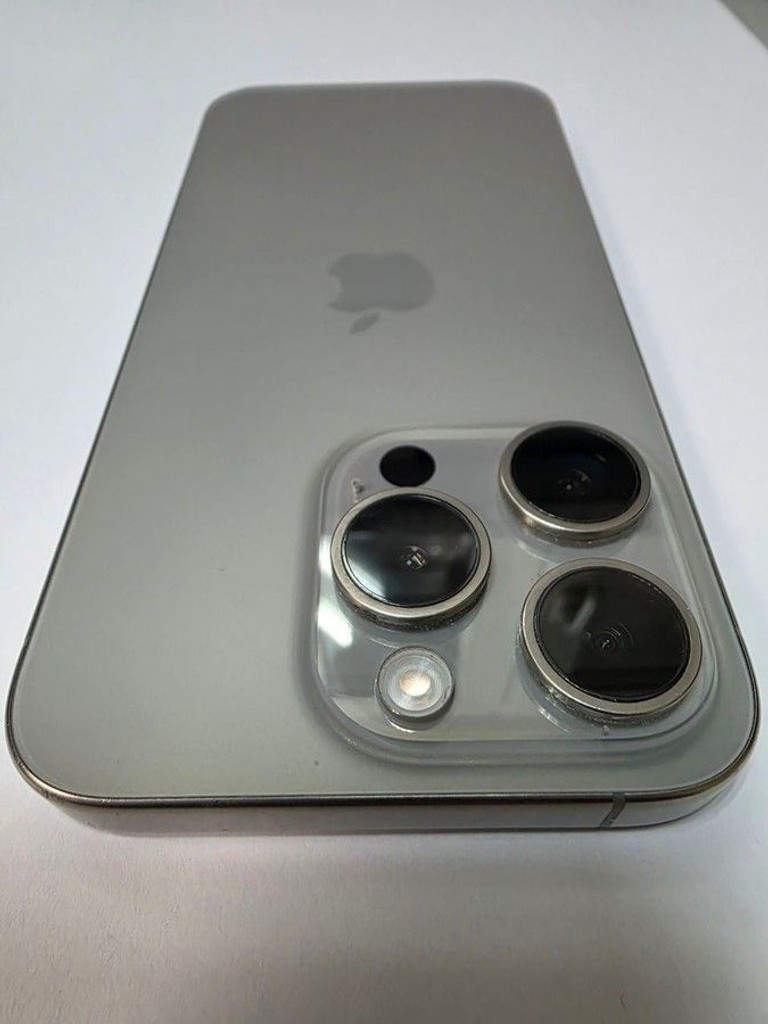 Apple iphone 15 pro 128gb Код:01-200924333. Изображение 7