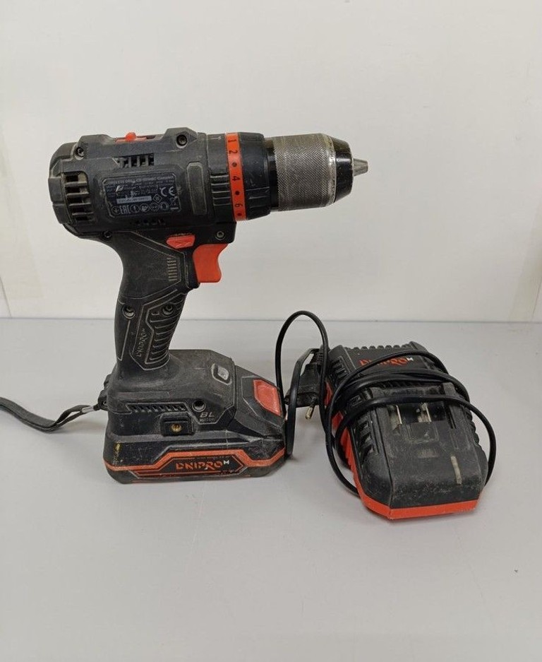 Объявление Dnipro-M cd-201hbc compact 1акб 2ah зп Б/У