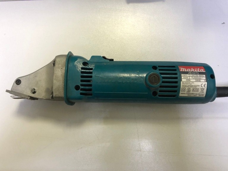 Купить Makita JS1670 Б/У