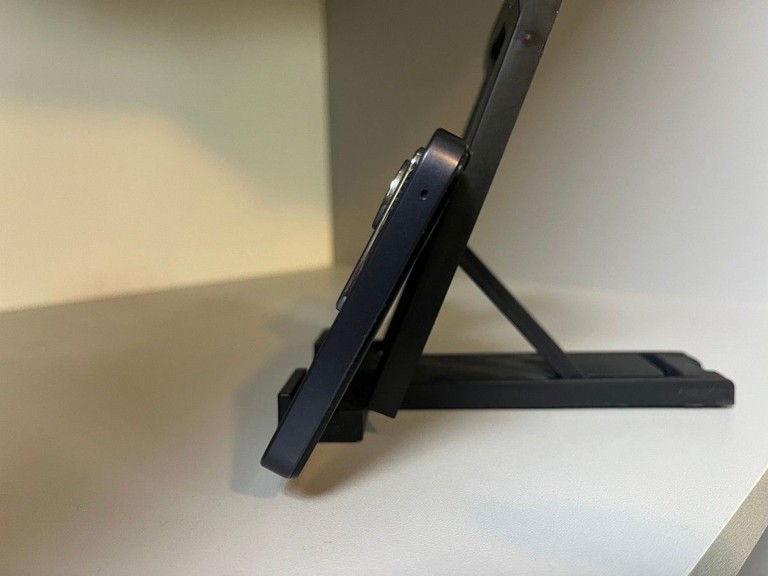 Realme 14X 5G 8/256GB Carbon Black Код:01-200945646. Зображення 5
