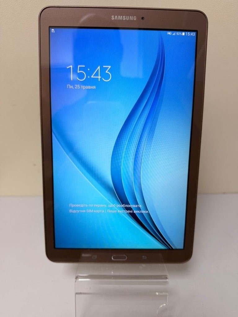 Купити Samsung galaxy tab e 9.6 8gb 3g Б/У