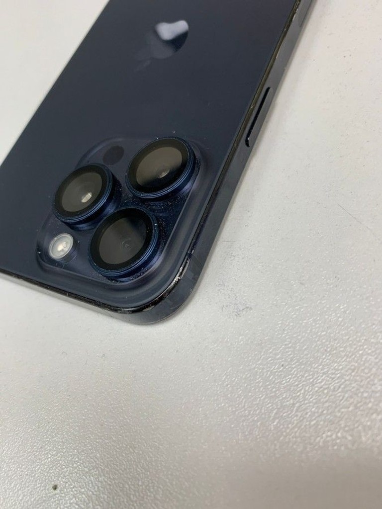 Распродажа Apple iphone 15 pro max 256gb esim, продавец Техноскарб