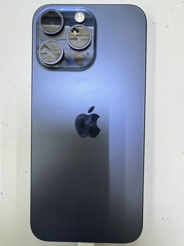 Розпродаж Apple iphone 15 pro max 512gb esim, продавець Техноскарб